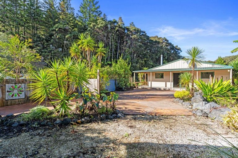 Photo of property in 31 Waimangaro Road, Opua, 0200