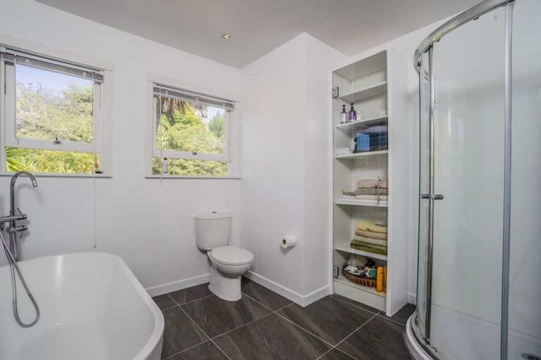 Photo of property in 1/237 Hepburn Road, Glendene, Auckland, 0602