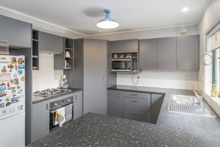 Photo of property in 7 Cholmondeley Crescent, Whitianga, 3510