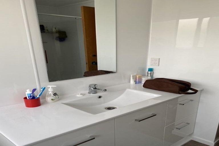 Photo of property in 58 Pohutukawa Drive, Owhata, Rotorua, 3010