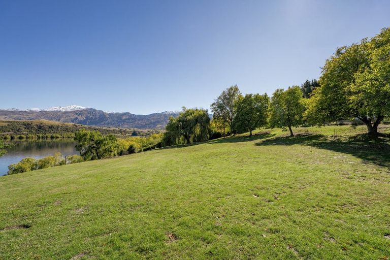 Photo of property in 71 Arrowtown-lake Hayes Road, Lake Hayes, Queenstown, 9371