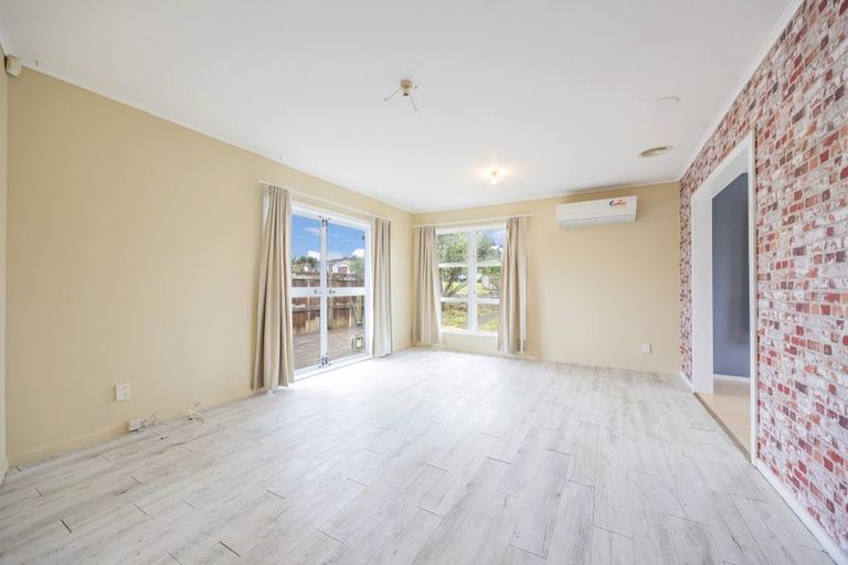 Photo of property in 41 Ashgrove Road, Mangere, Auckland, 2022