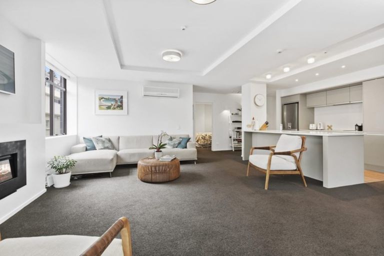 Photo of property in Vivaldi Apartments, 7/48 Marine Parade, Mount Maunganui, 3116