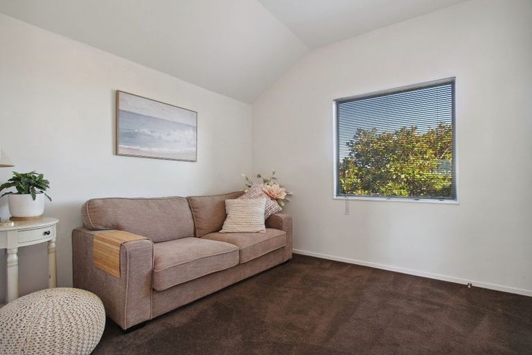 Photo of property in 24 Haven Drive, East Tamaki, Auckland, 2013