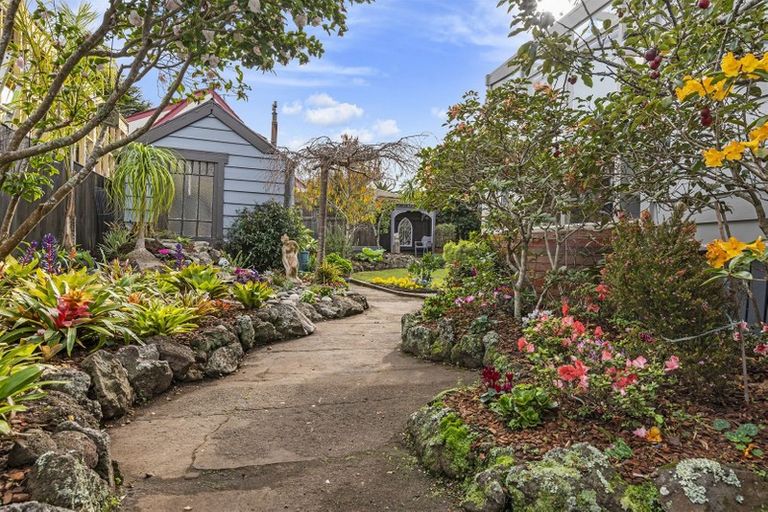 Photo of property in 3 Garden Terrace, Devonport, Auckland, 0624