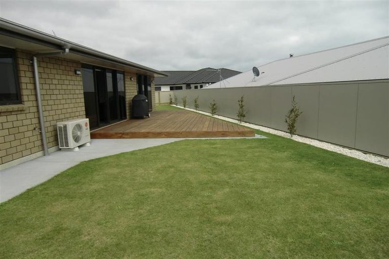 Photo of property in 51 Alberta Road, Glen Avon, New Plymouth, 4312