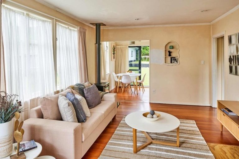 Photo of property in 11 Toomath Street, Naenae, Lower Hutt, 5011