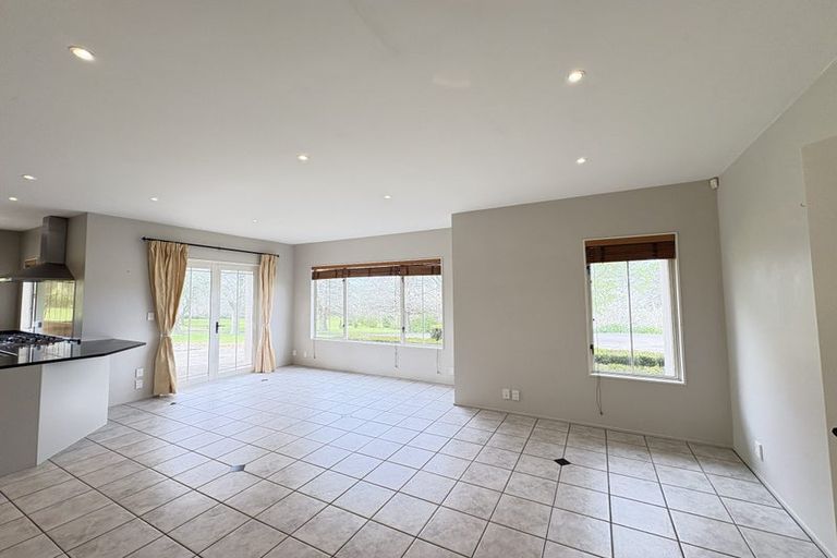 Photo of property in 246 State Highway 16, Kumeu, 0892
