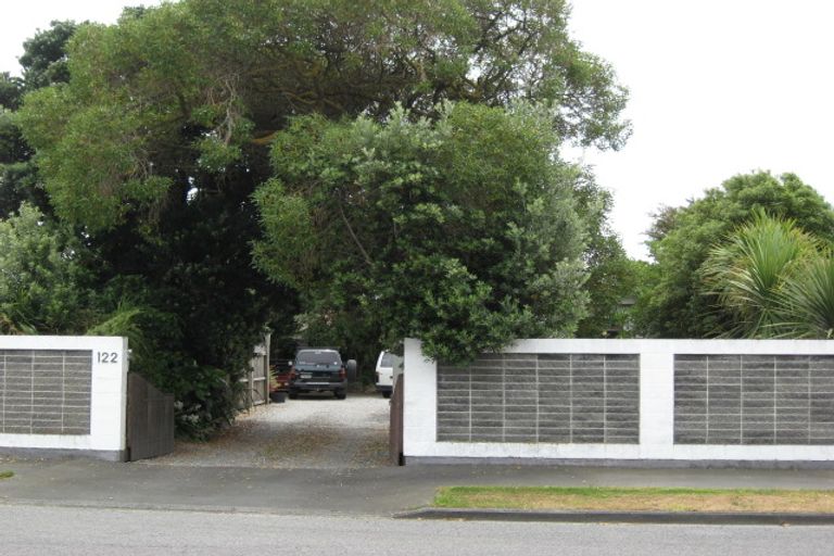 Photo of property in 122 Beachville Road, Redcliffs, Christchurch, 8081