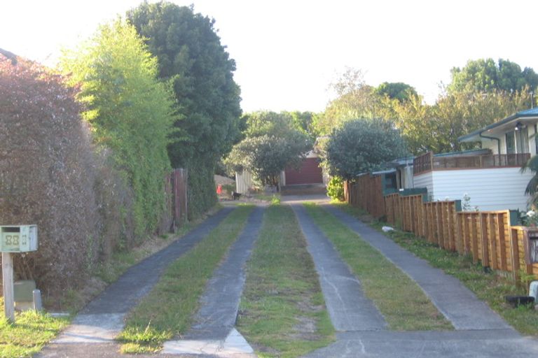 Photo of property in 1/90 Bruce Road, Glenfield, Auckland, 0629