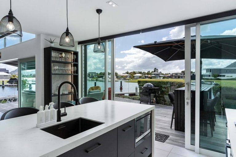 Photo of property in 122 Motu Hei, Pauanui, Hikuai, 3579