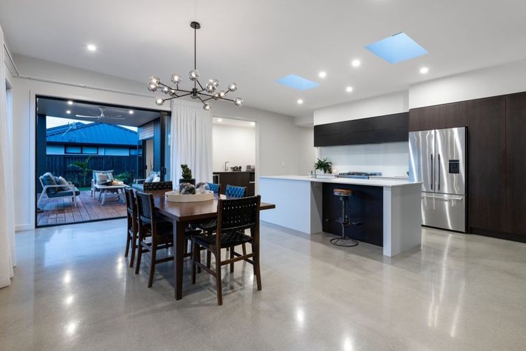 Photo of property in 99 The Boulevard, Papamoa Beach, Papamoa, 3118