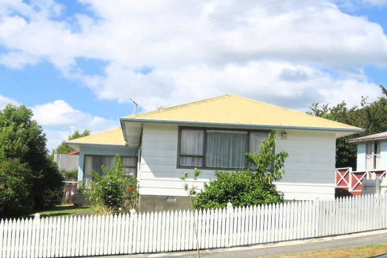 Photo of property in 7 Garnet Grove, Birchville, Upper Hutt, 5018