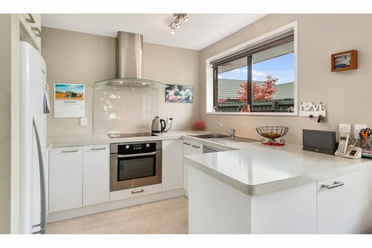 Photo of property in 46a Karnak Crescent, Russley, Christchurch, 8042