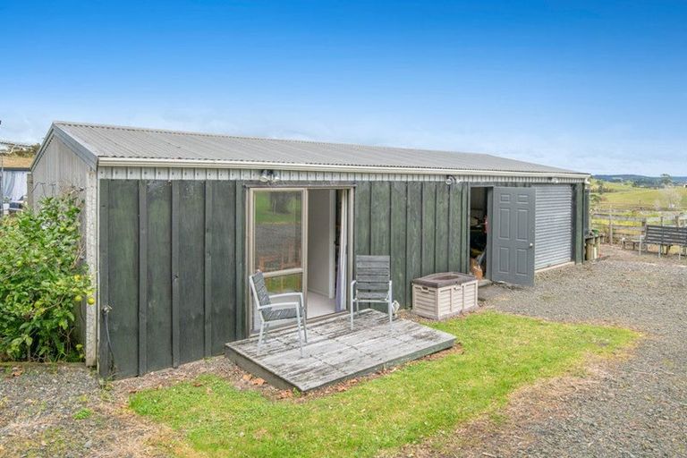 Photo of property in 139 Whitehills Road, Waitoki, Silverdale, 0994