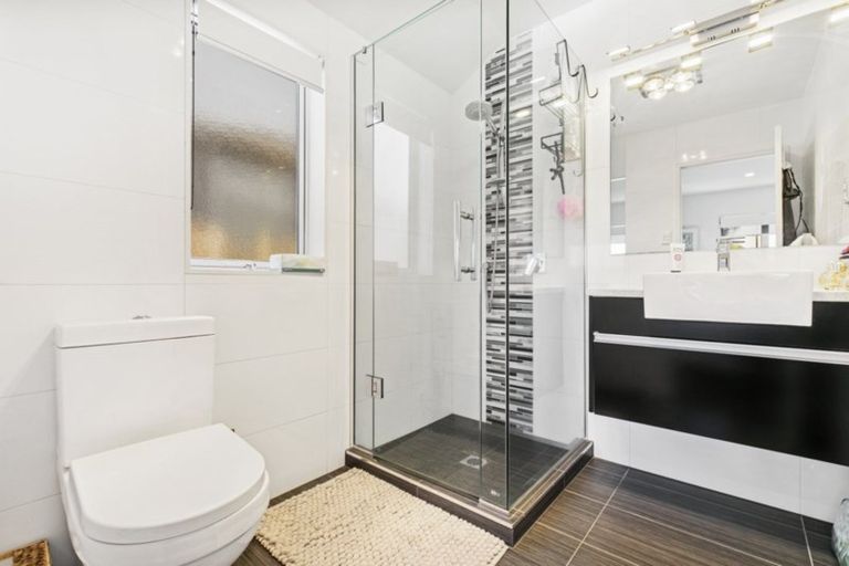 Photo of property in 111b Moore Street, Howick, Auckland, 2014