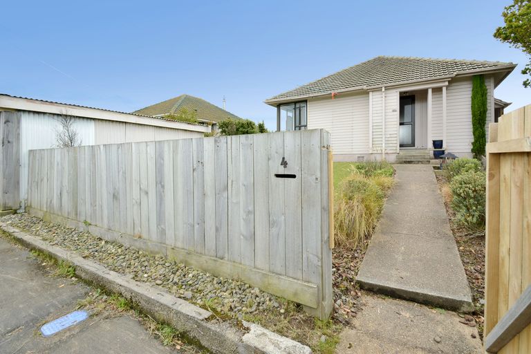 Photo of property in 4 Milford Avenue, Calton Hill, Dunedin, 9012