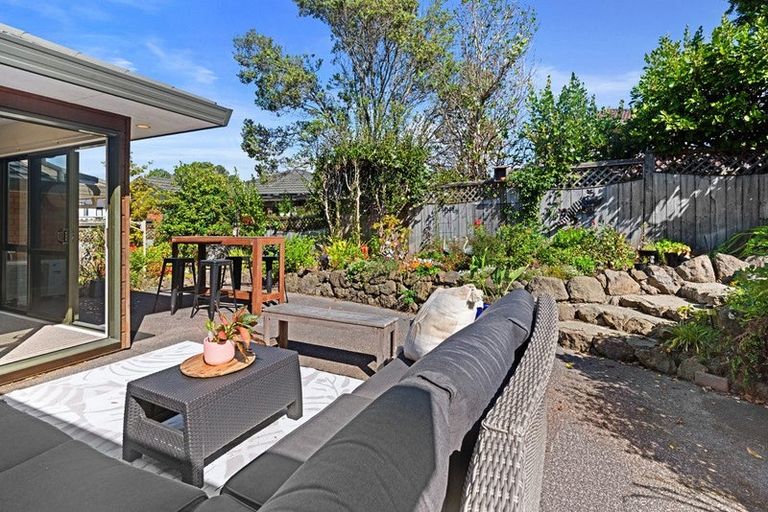 Photo of property in 24 Coventry Way, Long Bay, Auckland, 0630