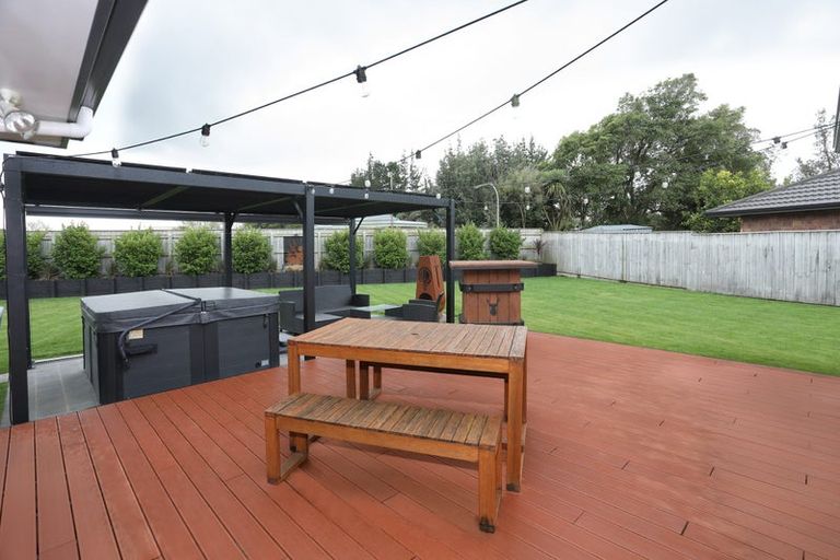 Photo of property in 3 Guthrie Court, Bulls, 4818