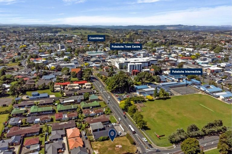 Photo of property in 77 Queen Street, Pukekohe, 2120