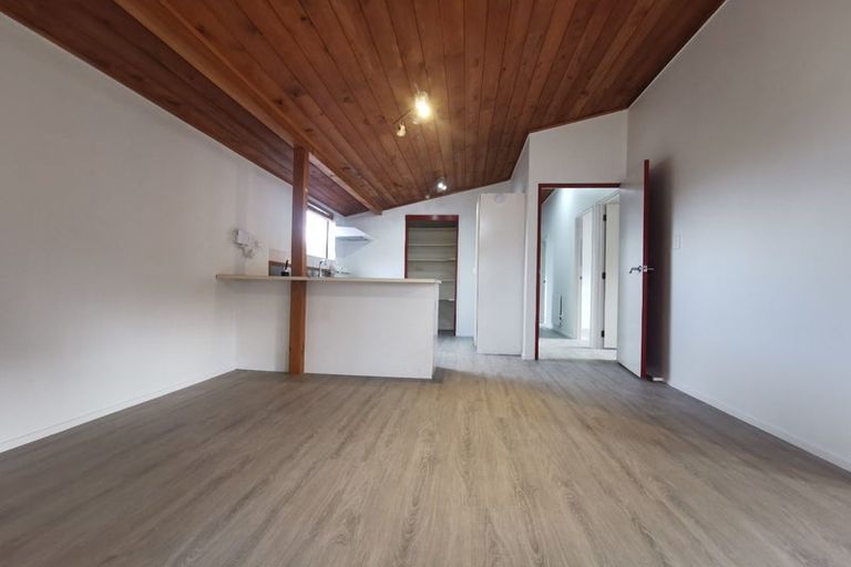 Photo of property in 108c Colwill Road, Massey, Auckland, 0614