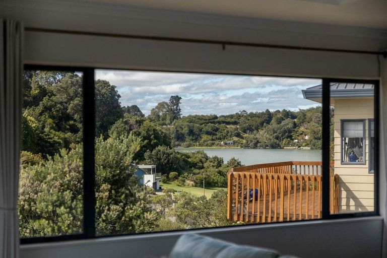 Photo of property in 18 Claydon Place, Ohope, 3121