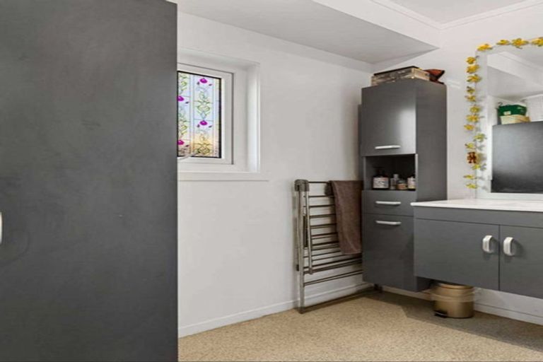 Photo of property in 170 Windermere Drive, Poike, Tauranga, 3112