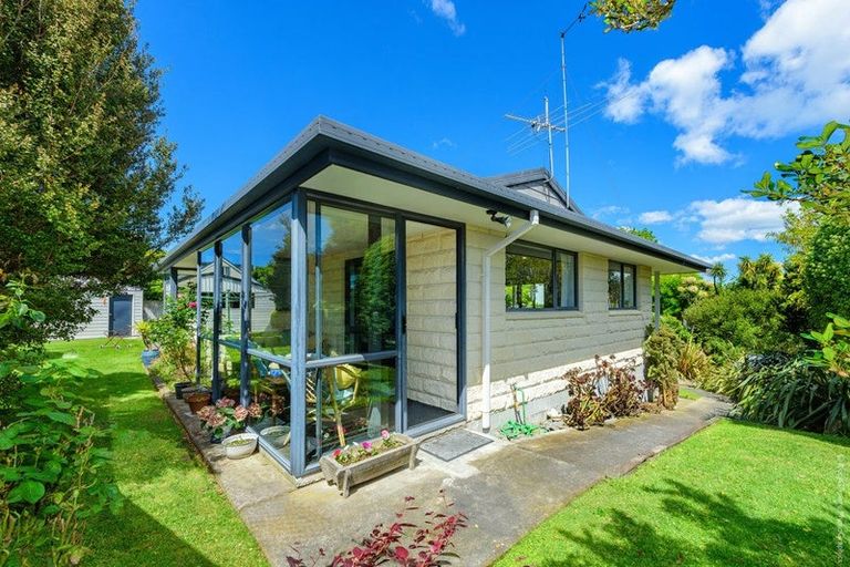 Photo of property in 16 Roblyn Place, Lincoln, 7608