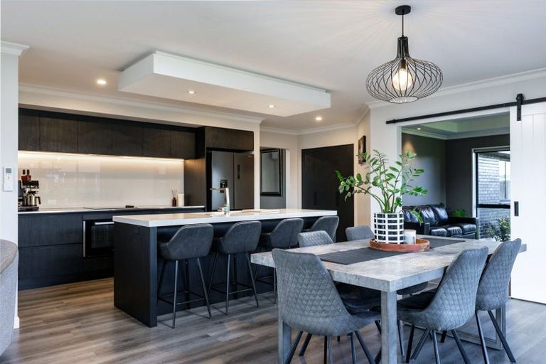 Photo of property in 17 Catalina Crescent, Burleigh, Blenheim, 7201