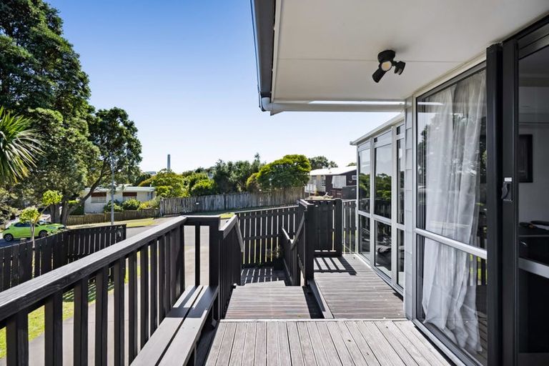 Photo of property in 33 Norwich Avenue, Spotswood, New Plymouth, 4310