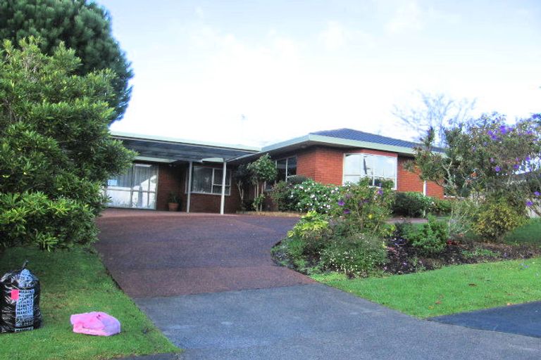 Photo of property in 3 Princeton Parade, Albany, Auckland, 0632