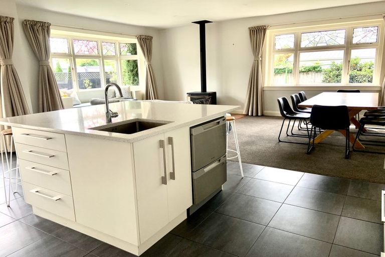 Photo of property in 10 Rayburn Avenue, Papanui, Christchurch, 8053