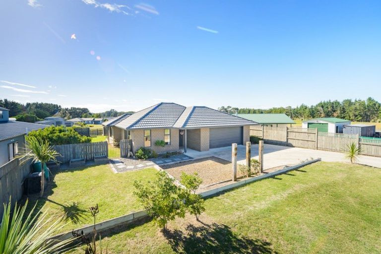 Photo of property in 39 Barling Street, Himatangi Beach, Foxton, 4891