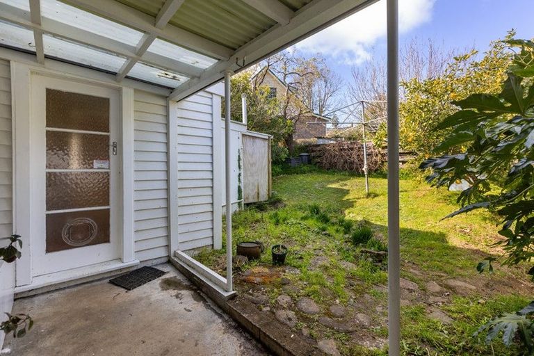 Photo of property in 176 Huatoki Street, Upper Vogeltown, New Plymouth, 4310