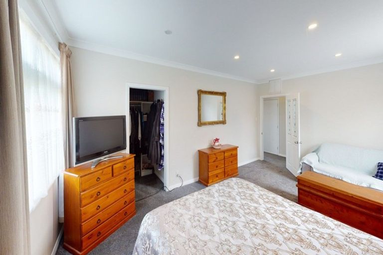 Photo of property in 76 Whakahoro Road, Manakau, Levin, 5573