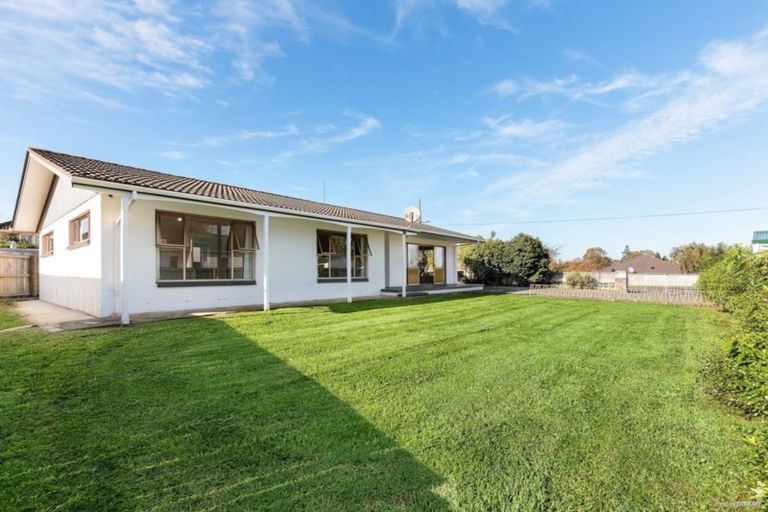 Photo of property in 28 Gibson Road, Tuakau, 2121