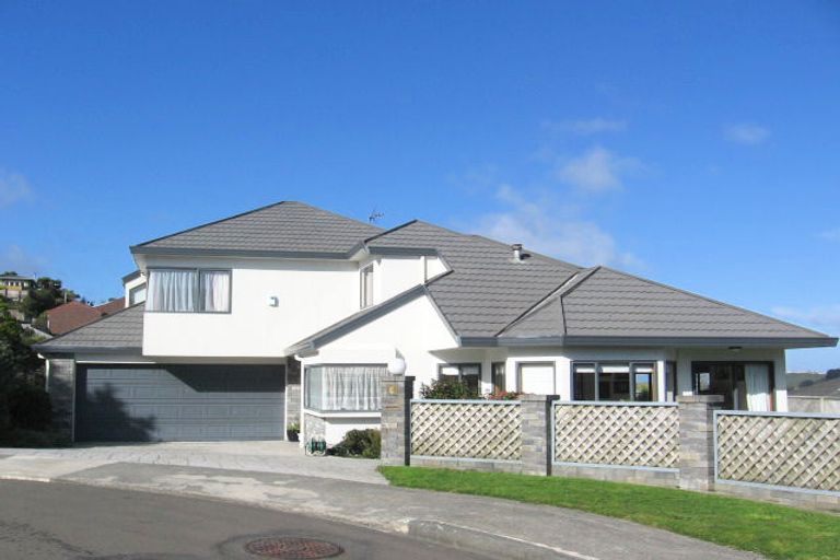 Photo of property in 16 Swinford Crescent, Johnsonville, Wellington, 6037