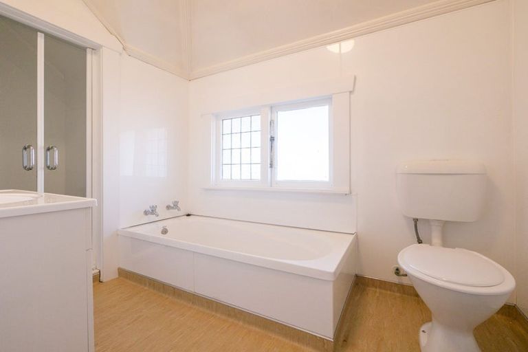 Photo of property in 71 Prince Albert Road, Saint Kilda, Dunedin, 9012