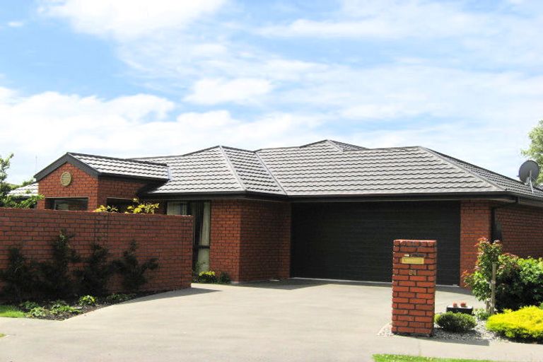 Photo of property in 64 Laing Crescent, Heathcote Valley, Christchurch, 8022