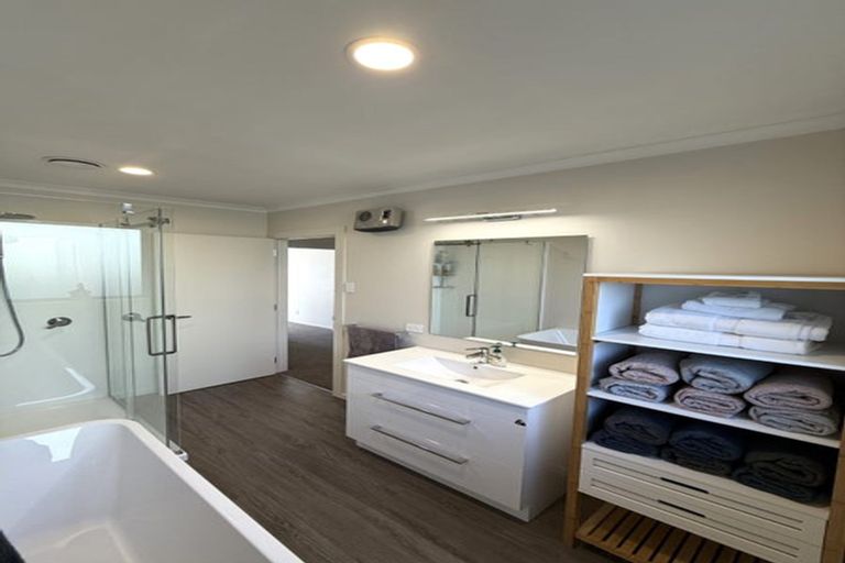 Photo of property in 11 Springfield Road, Milton, 9220