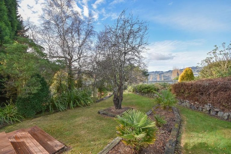 Photo of property in 20 Ellesmere Street, Ravensbourne, Dunedin, 9022