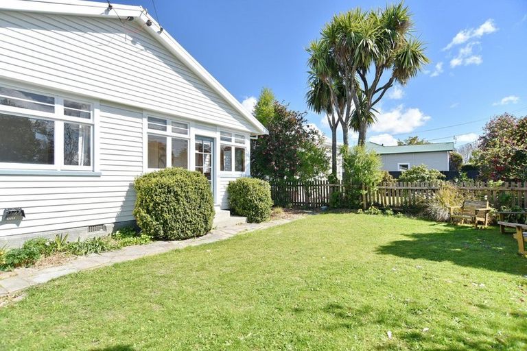 Photo of property in 1/52 Malcolm Avenue, Beckenham, Christchurch, 8023