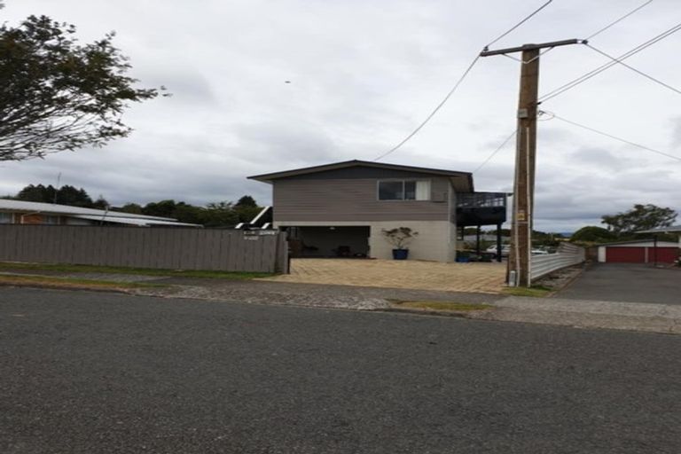 Photo of property in 16 Bay Grove, Pukehangi, Rotorua, 3015