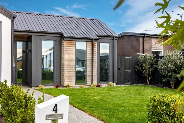 Photo of property in 4 Mckerrow Street, Marshland, Christchurch, 8083