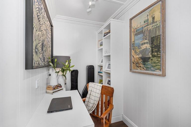 Photo of property in 3 Croydon Street, Woodend, 7610