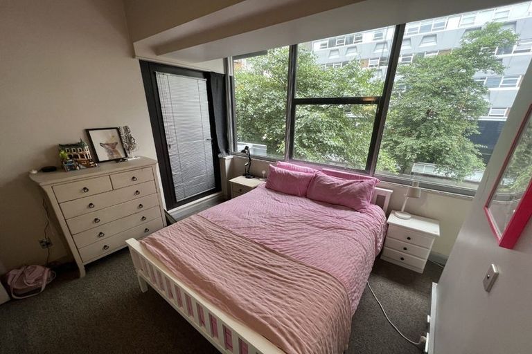 Photo of property in Gerondis Bldg Apartments, 201/60 Willis Street, Wellington Central, Wellington, 6011