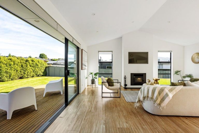 Photo of property in 29 Awa Toru Drive, Fairfield, Dunedin, 9018