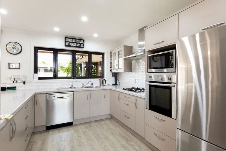 Photo of property in 18 Watkins Road, Cambridge, 3434