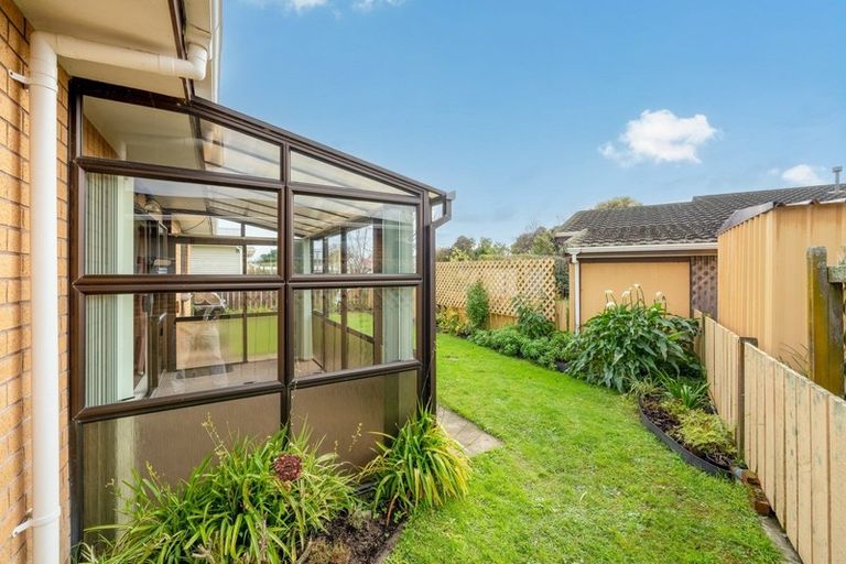 Photo of property in 1 Nikau Place, Otaki, 5512