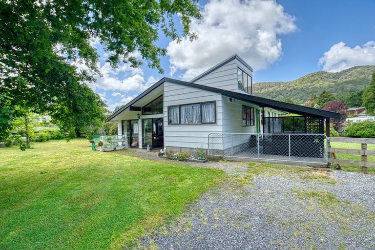 Photo of property in 660 Taylorville Road, Taylorville, Greymouth, 7805